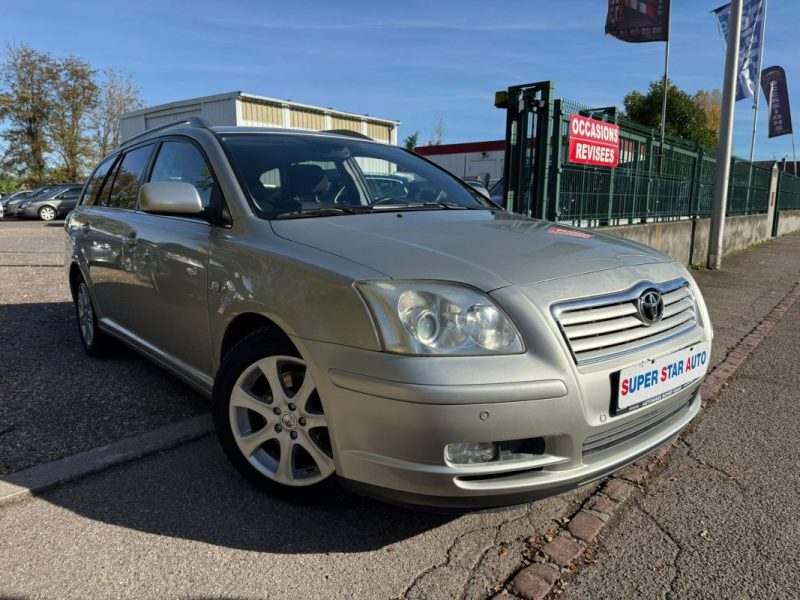 TOYOTA AVENSIS II  BREAK 2L D-4  VVT-i  LINEA SOL PACK 1er main2005 