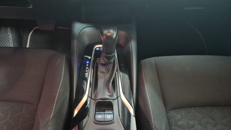 TOYOTA COROLLA  TOURING SPORTS 122CV DYNAMIC BUSINESS/1 ERE MAIN/TVA RECUP 2023