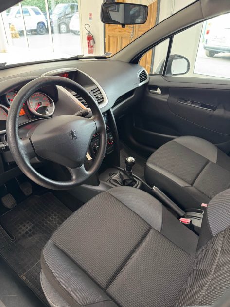 Peugeot 207 1.4 TU 75ch - 52.450 km - Entretien ok - Révisée - CT ok - Garantie 1an
