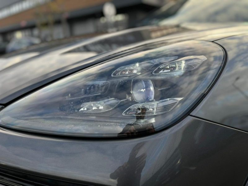 Porsche Cayenne 3.0 V6 462ch E-Hybrid • 2019 • Full Options