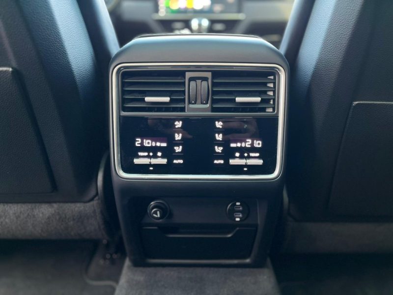 Porsche Cayenne 3.0 V6 462ch E-Hybrid • 2019 • Full Options