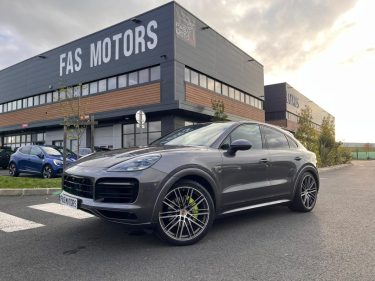 Porsche Cayenne 3.0 V6 462ch E-Hybrid • 2019 • Full Options 