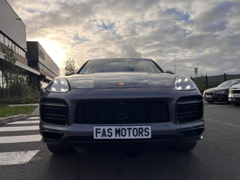 Porsche Cayenne 3.0 V6 462ch E-Hybrid • 2019 • Full Options