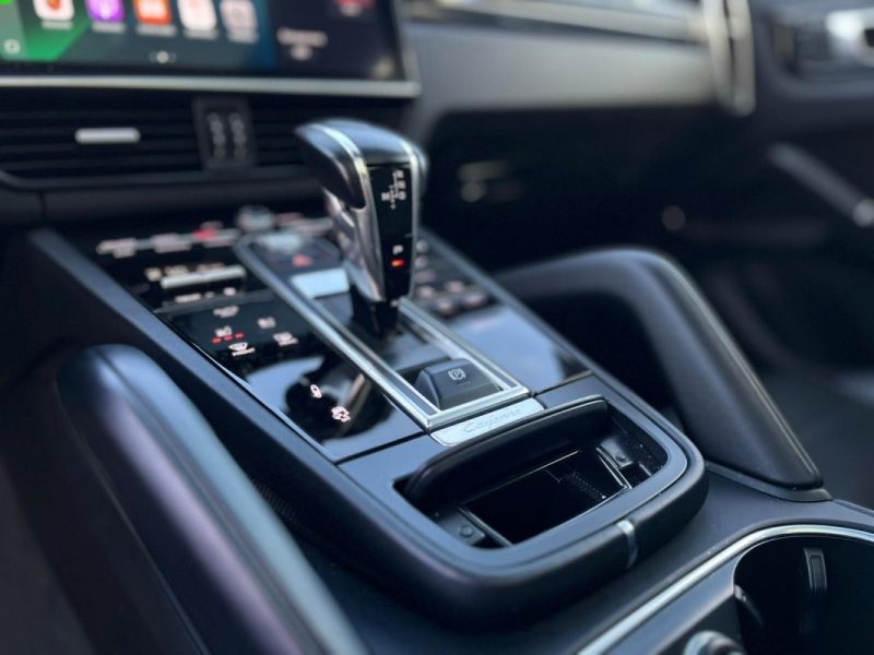 Porsche Cayenne 3.0 V6 462ch E-Hybrid • 2019 • Full Options 