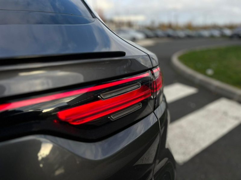 Porsche Cayenne 3.0 V6 462ch E-Hybrid • 2019 • Full Options