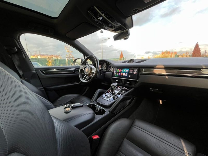 Porsche Cayenne 3.0 V6 462ch E-Hybrid • 2019 • Full Options