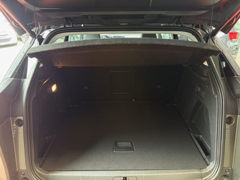 Peugeot 3008 HDI 130 Cv EAT8 Allure S&S Full Entretien complet Peugeot 