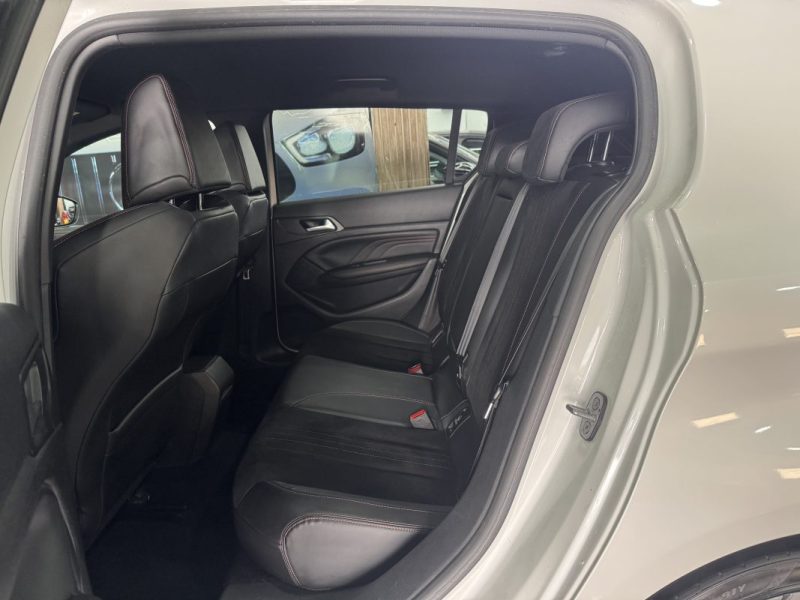 PEUGEOT 308 II 1.6 GTI (272CV) 2015