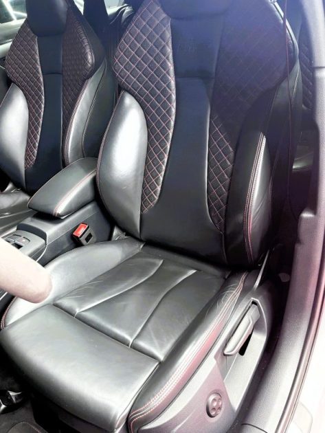 superbe audi rs3 2.5 TFSI 400CH quattro s tronic 7 garantie 12 mois