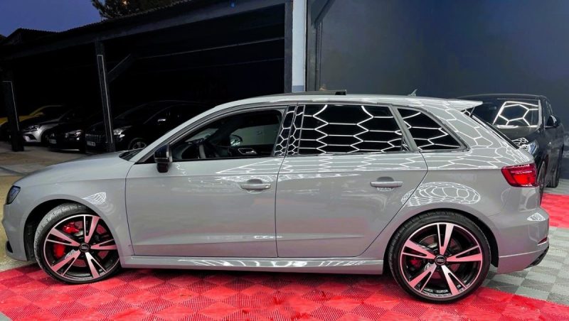 superbe audi rs3 2.5 TFSI 400CH quattro s tronic 7 garantie 12 mois