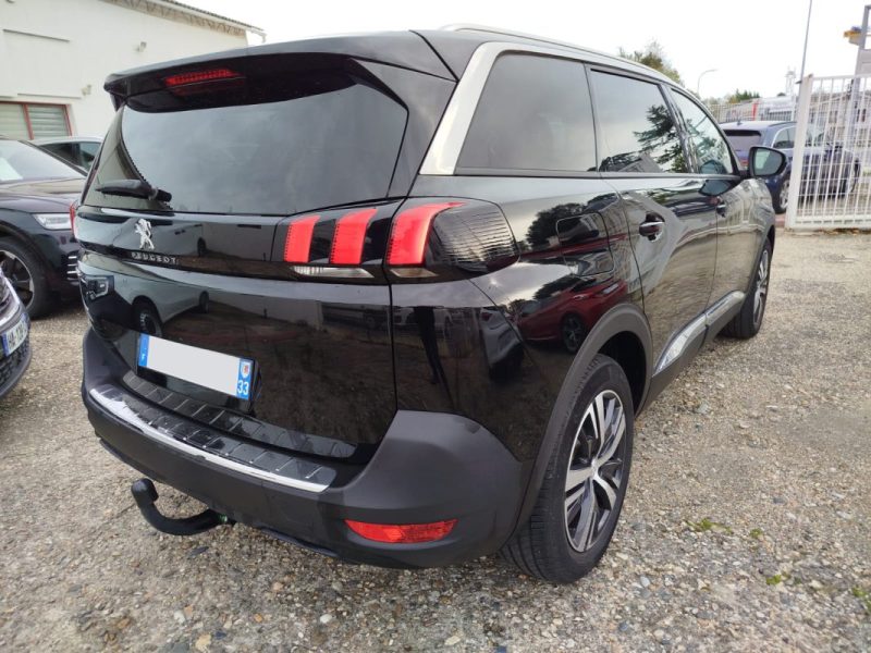 PEUGEOT 5008 7 PLACES 1,5 BLUEHDI 130 CV ALLURE 7 PLACES