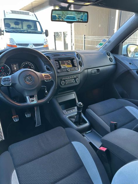 VOLKSWAGEN TIGUAN 2.0 TDI 140CH BLUEMOTION R-LINE  CARAT 