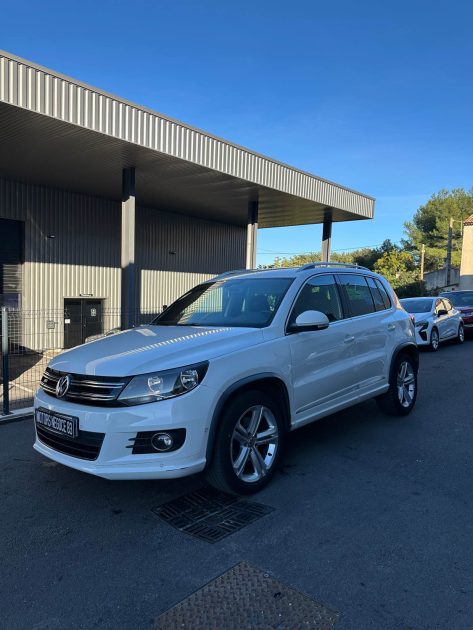 VOLKSWAGEN TIGUAN 2.0 TDI 140CH BLUEMOTION R-LINE  CARAT 