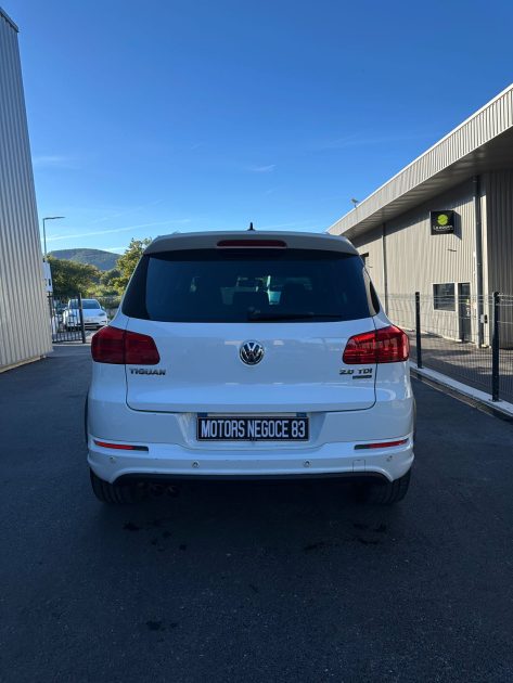 VOLKSWAGEN TIGUAN 2.0 TDI 140CH BLUEMOTION R-LINE  CARAT 