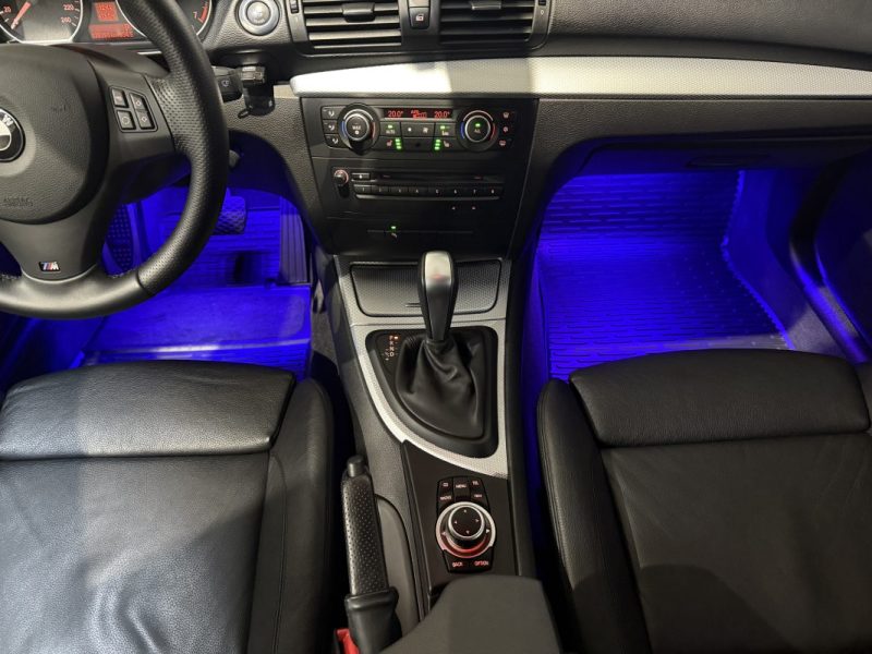 BMW SERIE 1 118I E87 LCI 143CH PACK M BVA / Suivi complet / Chaine neuve