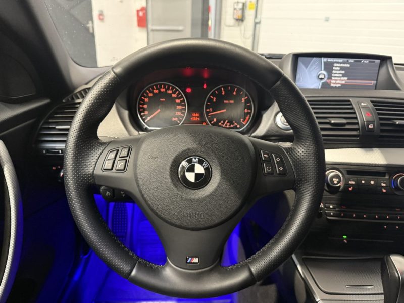BMW SERIE 1 118I E87 LCI 143CH PACK M BVA / Suivi complet / Chaine neuve
