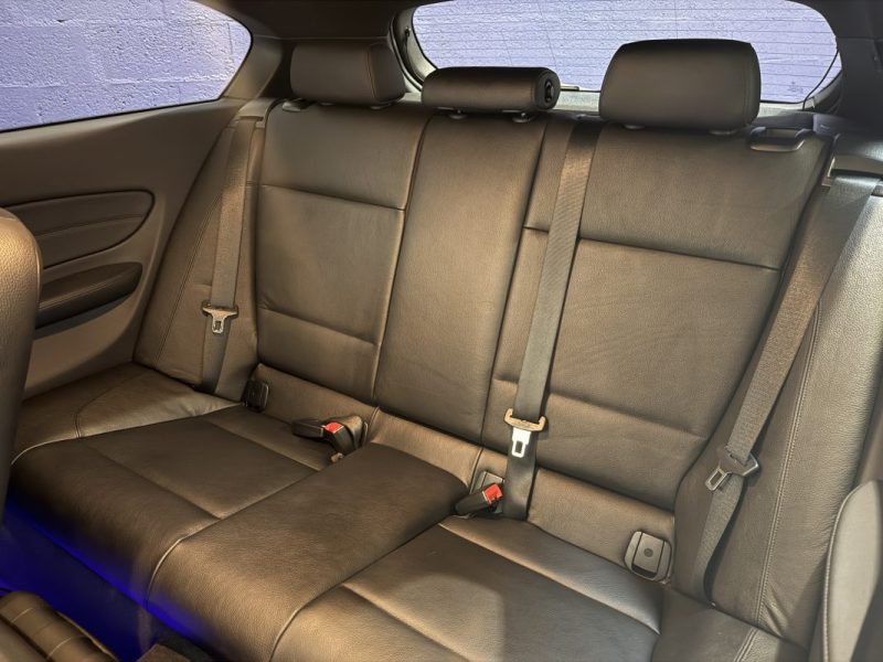 BMW SERIE 1 118I E87 LCI 143CH PACK M BVA / Suivi complet / Chaine neuve