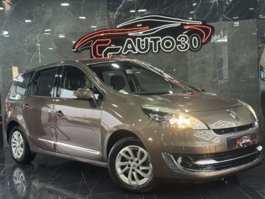 RENAULT SCENICIII 1.5 DCI 110CH FAP BOSE 7 PLACES 2012