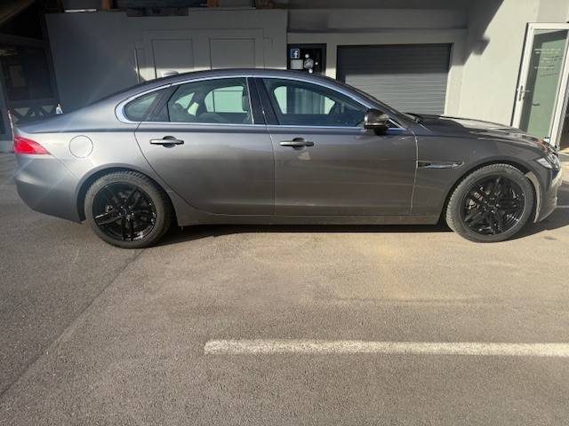 JAGUAR  XF V6 3.0 D 300CH PRESTIGE BVA+TOIT OUVRANT 2015