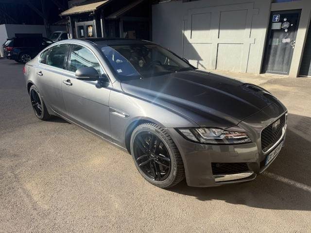 JAGUAR  XF V6 3.0 D 300CH PRESTIGE BVA+TOIT OUVRANT 2015