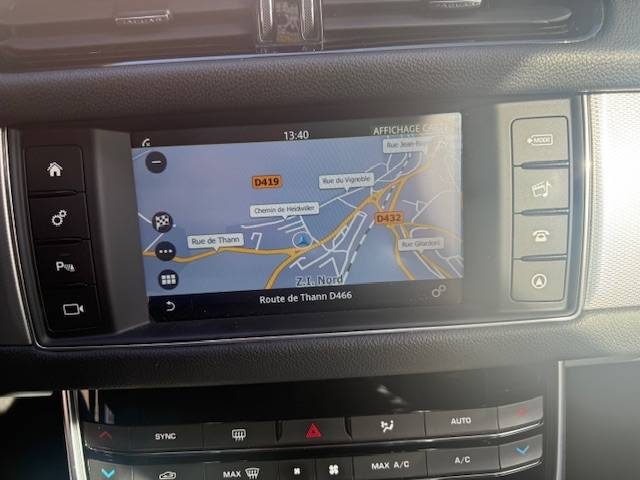 JAGUAR  XF V6 3.0 D 300CH PRESTIGE BVA+TOIT OUVRANT 2015