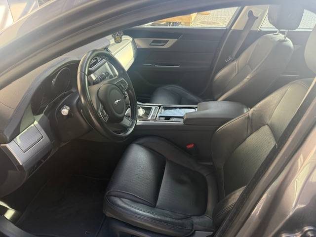 JAGUAR  XF V6 3.0 D 300CH PRESTIGE BVA+TOIT OUVRANT 2015