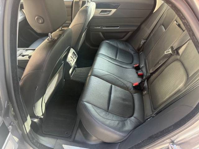 JAGUAR  XF V6 3.0 D 300CH PRESTIGE BVA+TOIT OUVRANT 2015