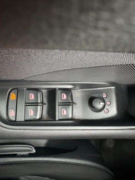 AUDI A3 1.6 TDI 105CH 🛞 Jantes alliage biton - ✅ Reprise possible - ✅ Garantie 6 mois