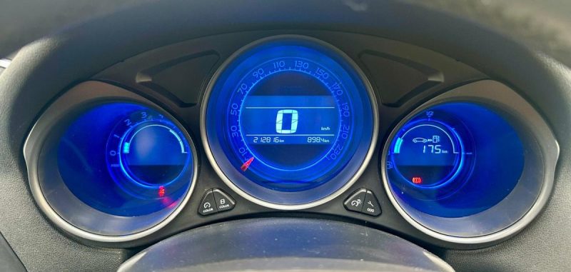 CITROEN C4  1.6 e-HDI 115 EXCLUSIVE