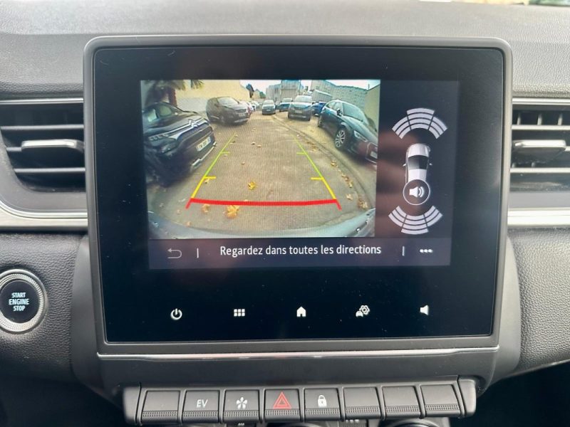 RENAULT CAPTUR 1.6 E-TECH HYBRIDE RECHARGEABLE 160 INTENS **1ÈRE MAIN** 