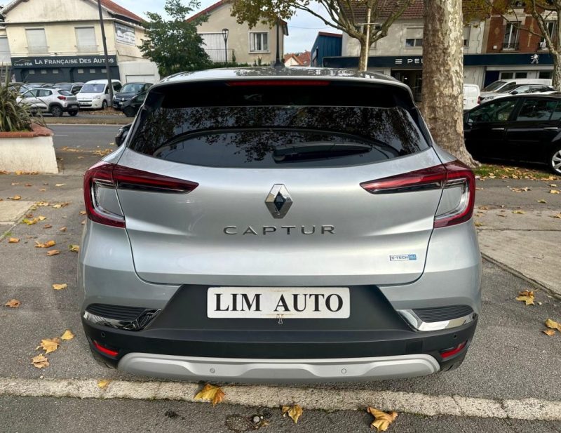 RENAULT CAPTUR 1.6 E-TECH HYBRIDE RECHARGEABLE 160 INTENS **1ÈRE MAIN** 