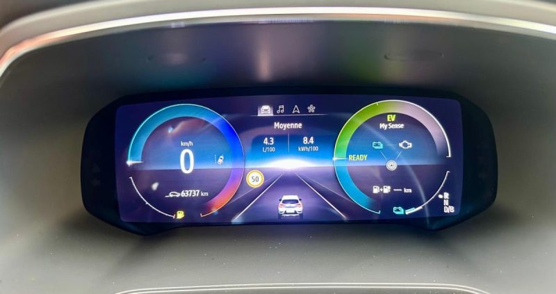 RENAULT CAPTUR 1.6 E-TECH HYBRIDE RECHARGEABLE 160 INTENS **1ÈRE MAIN** 