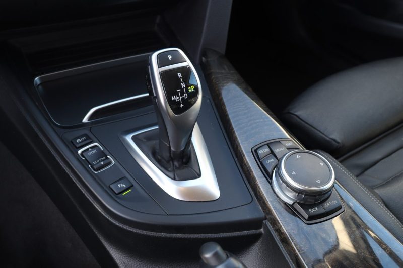 BMW SERIE 3 GT (F34) (2) 320DA XDRIVE 190 LUXURY BVA8