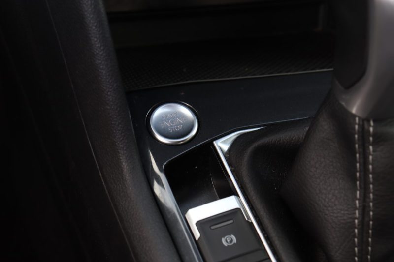 VOLKSWAGEN TIGUAN II (2) 1.5 TSI 150 8CV R-LINE DSG7 