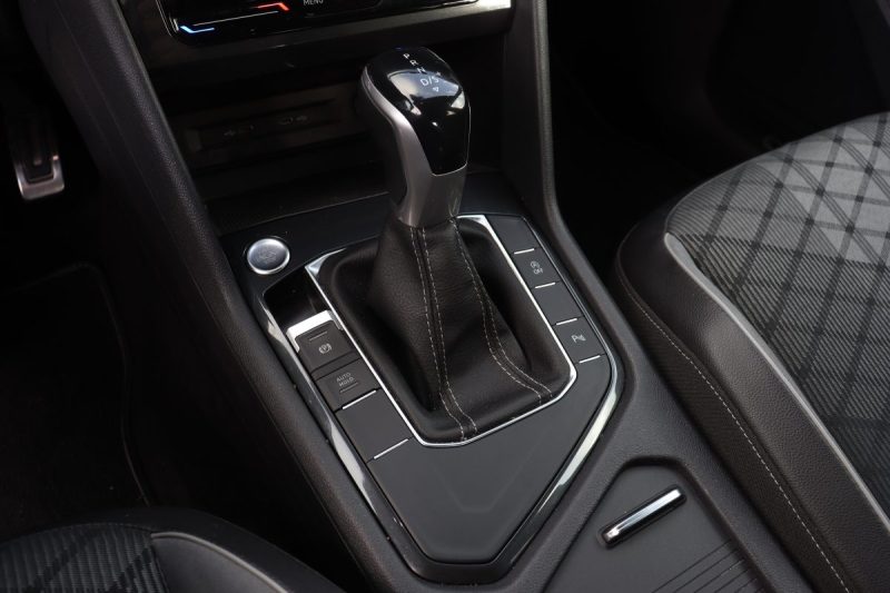 VOLKSWAGEN TIGUAN II (2) 1.5 TSI 150 8CV R-LINE DSG7 