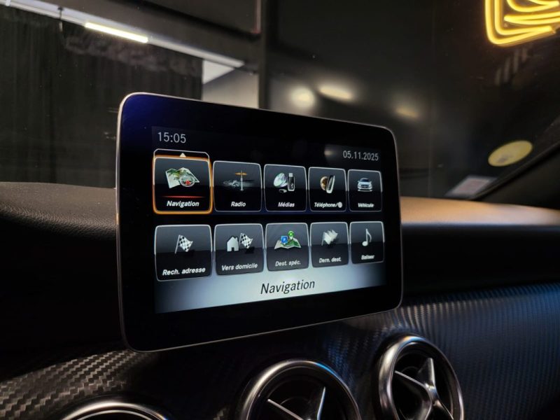 MERCEDES CLASSE A 200 D 7G-DCT FASCINATION PACK AMG / TOIT OUVRANT + SHADOW Line/