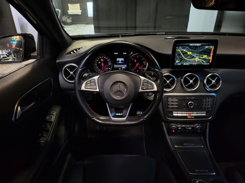 MERCEDES CLASSE A 200 D 7G-DCT FASCINATION PACK AMG / TOIT OUVRANT + SHADOW Line/