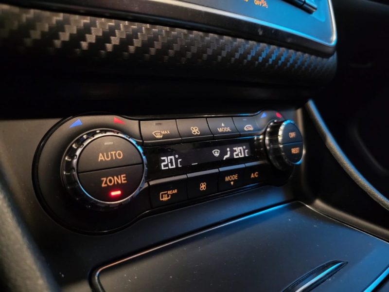 MERCEDES CLASSE A 200 D 7G-DCT FASCINATION PACK AMG / TOIT OUVRANT + SHADOW Line/