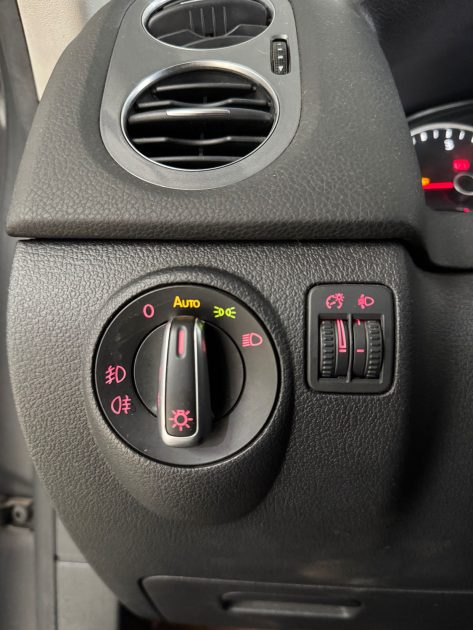 Volkswagen Tiguan - Version Carat - 2.0 TDI 110 ch - Très propre - Gris - Garantie 1an