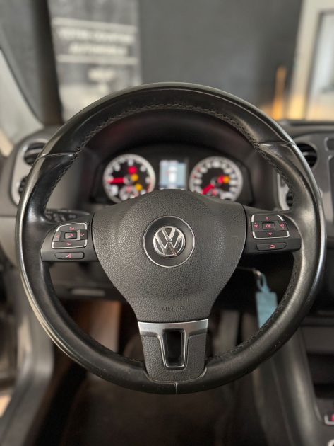 Volkswagen Tiguan - Version Carat - 2.0 TDI 110 ch - Très propre - Gris - Garantie 1an