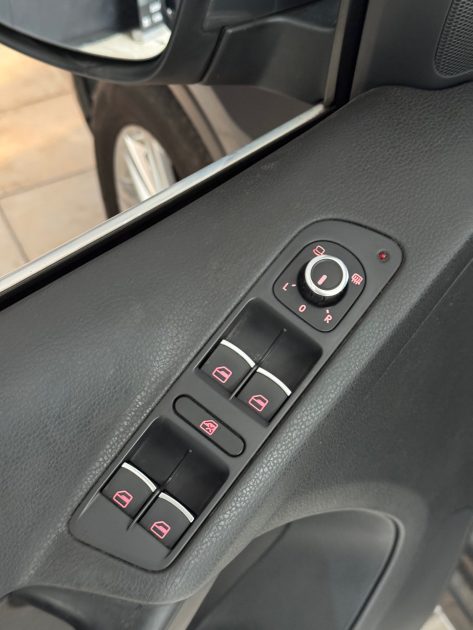 Volkswagen Tiguan - Version Carat - 2.0 TDI 110 ch - Très propre - Gris - Garantie 1an