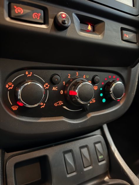 Dacia Duster 1.2 TCe 125ch - moteur à chaine - 70.200km - Essence - Révisée - CT ok - Garantie 1an