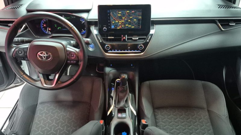 TOYOTA COROLLA TOURING SPORTS 122CV DYNAMIC BUSINESS/1 ERE MAIN/TVA RECUP 2022