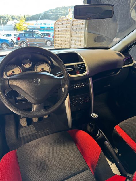 Peugeot 207 1.4 HDi Série 64 – Distribution neuve, révision complète – Garantie incluse
