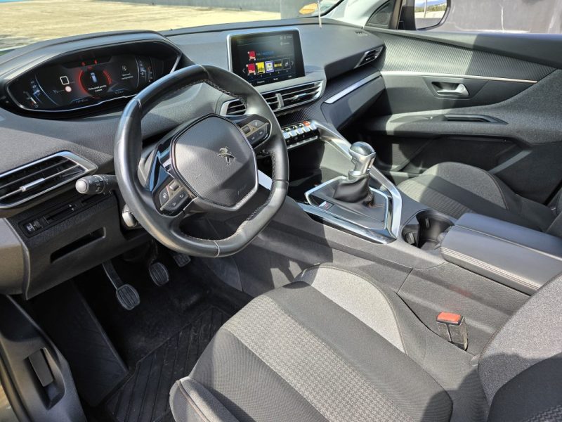 PEUGEOT 3008 1.5 BLUEHDI 130 ALLURE / Garantie 12 mois