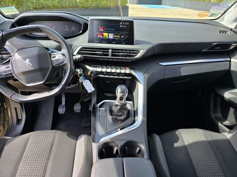 PEUGEOT 3008 1.5 BLUEHDI 130 ALLURE / Garantie 12 mois