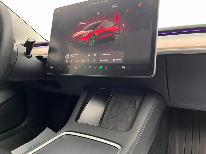 TESLA Model 3 RWD Standard Plus • MY22 • 2022