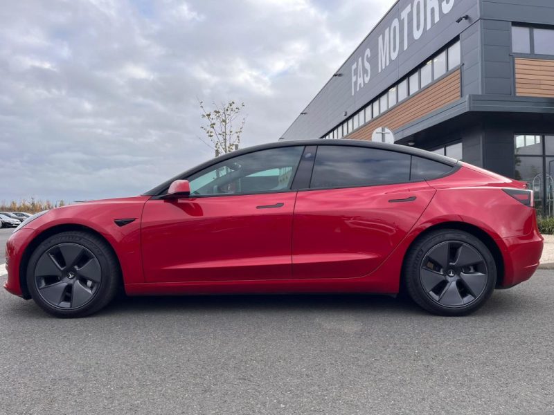 TESLA Model 3 RWD Standard Plus • MY22 • 2022