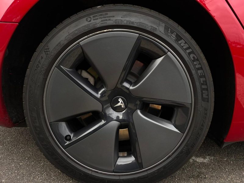 TESLA Model 3 RWD Standard Plus • MY22 • 2022