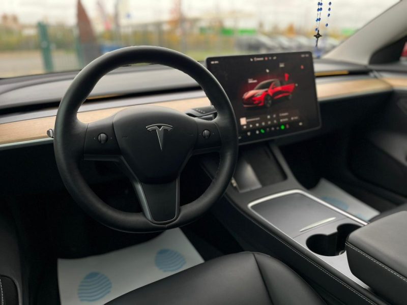 TESLA Model 3 RWD Standard Plus • MY22 • 2022